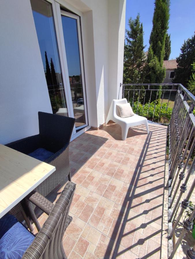 Three Lions Apartment Pula Exterior photo
