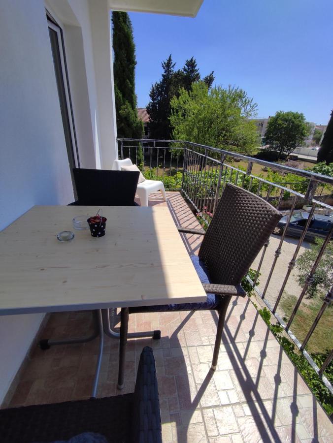 Three Lions Apartment Pula Exterior photo
